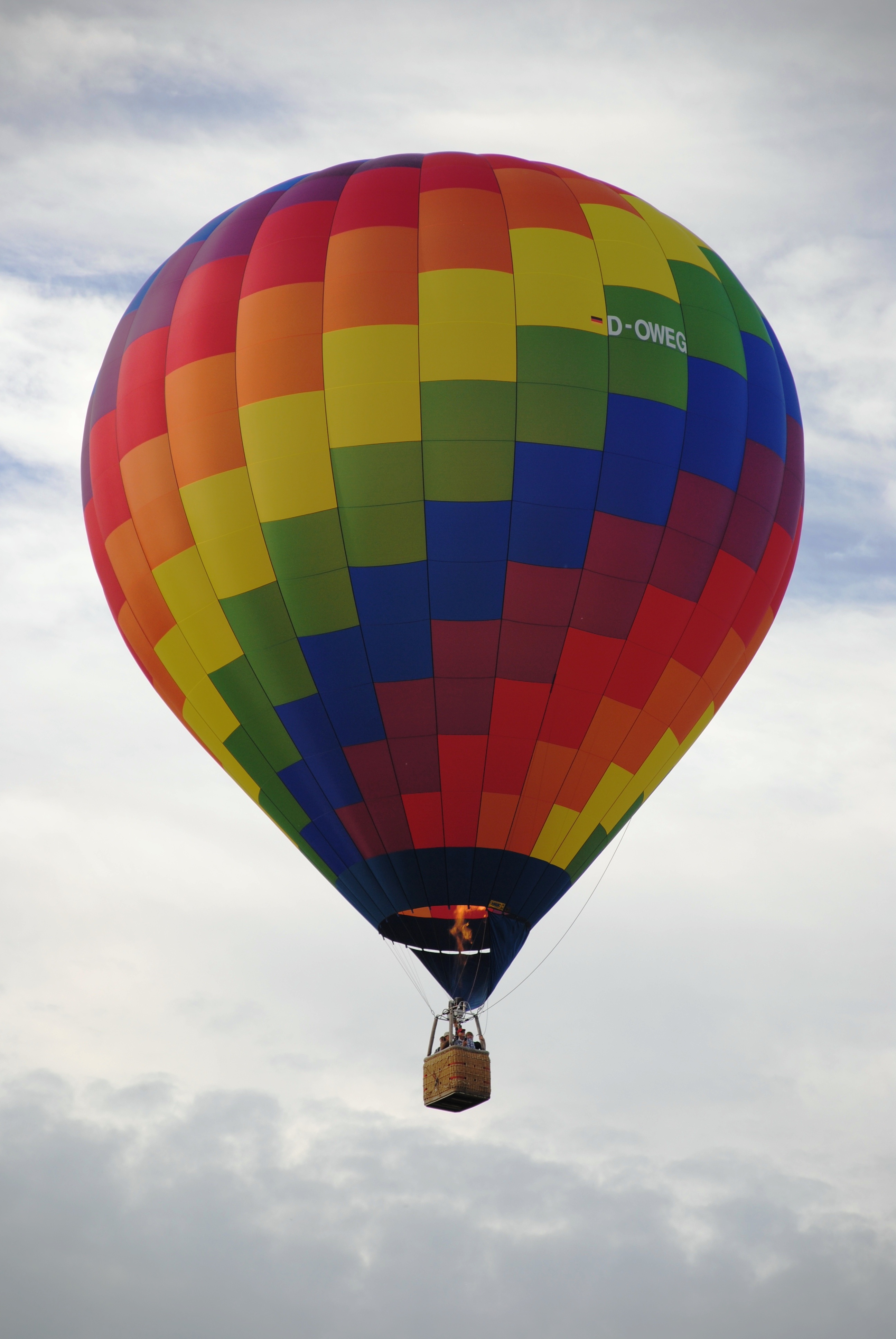 hot-air-balloon-balloon-sky-hot-air-balloon-ride-163314